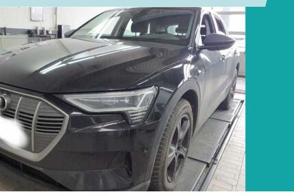 Audi e-tron 38.190 km 35.690 &euro; Herrenberg 71083