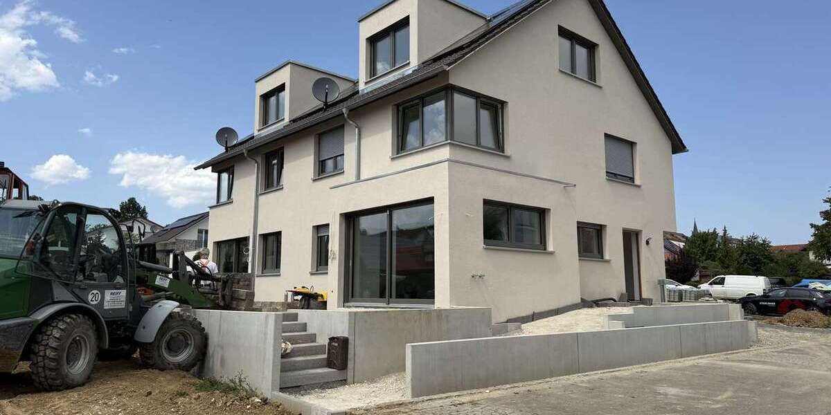 Einfamilienhaus Walddorfhäslach - 6 Zimmer, 180 m&sup2;, 2.600&euro; | Angebot:27180273