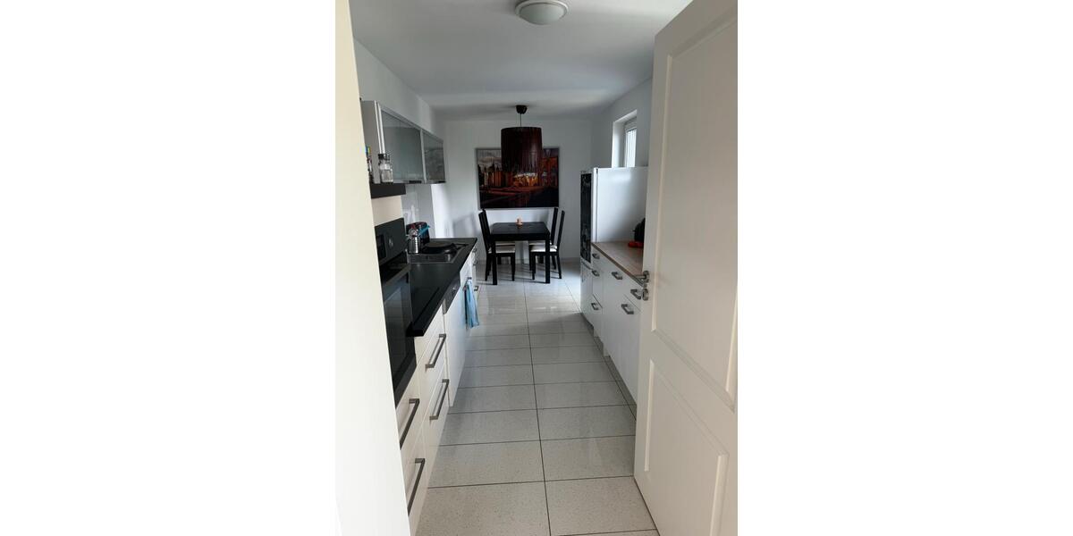 Etagenwohnung Stuttgart Botnang - 3 Zimmer, 89 m&sup2;, 1.300&euro; | Angebot:25855229