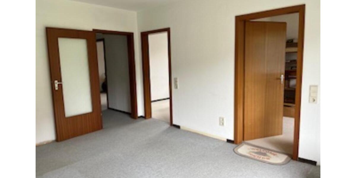 Einfamilienhaus Herrenberg - 3.5 Zimmer, 231 m&sup2;, 640.000&euro; | Angebot:24842540