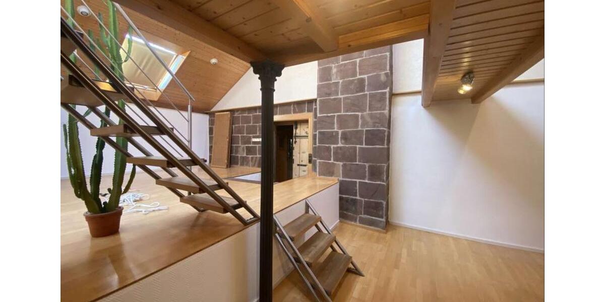 Maisonettenwohnung Tübingen - 3 Zimmer, 70 m&sup2;, 1.100&euro; | Angebot:25945570