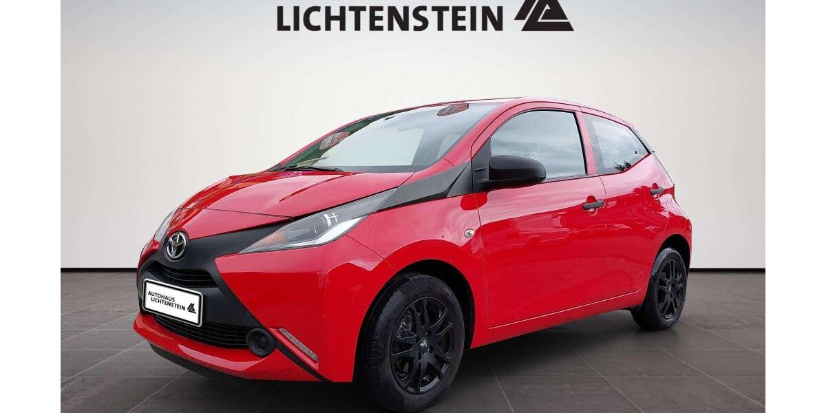 Toyota Aygo (X) 31.500 km 8.400 &euro; Lichtenstein 72805