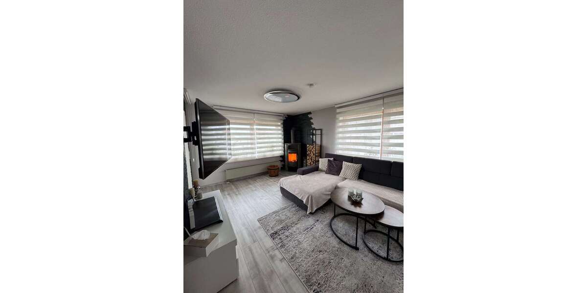 Etagenwohnung Engstingen - 6 Zimmer, 143 m&sup2;, 379.000&euro; | Angebot:24807354