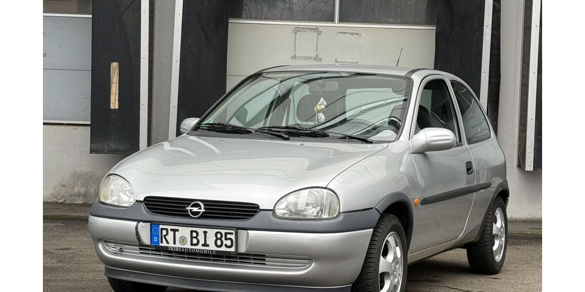 Opel Corsa 37.000 km 3.995 &euro; Reutlingen/Mittelstadt 72766