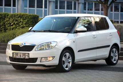Skoda Fabia 121.000 km 5.990 &euro; Stuttgart 70567