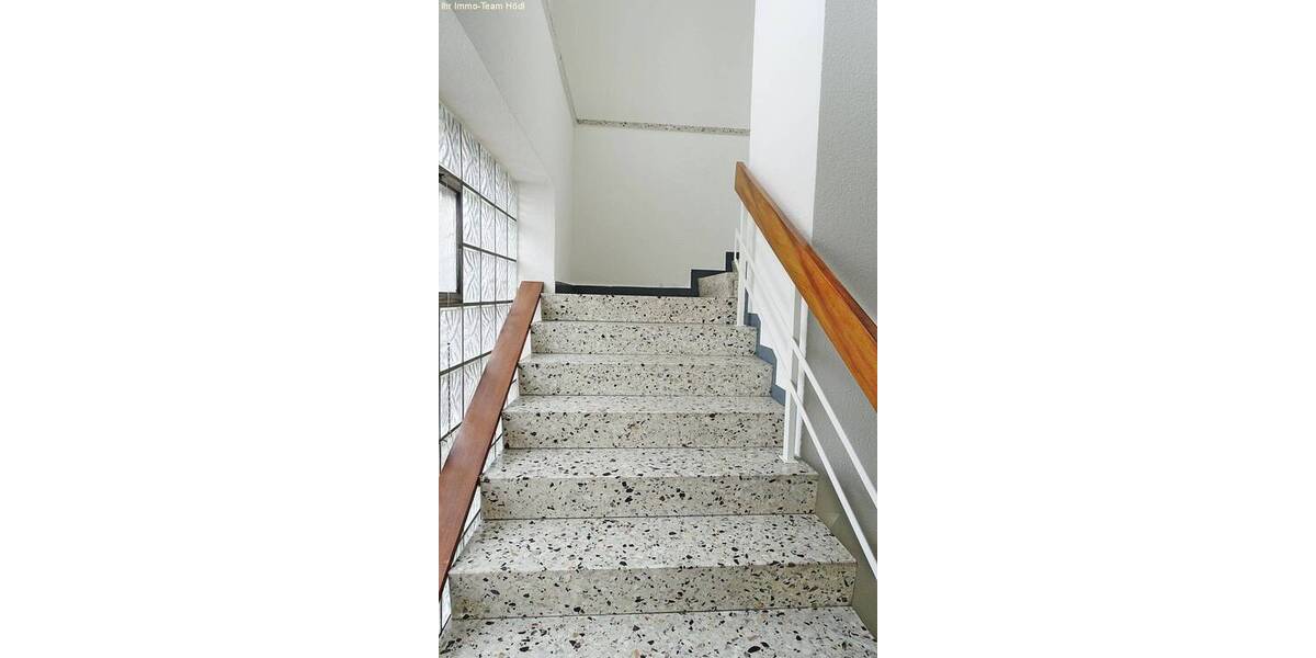 Gewerbeobjekt Tübingen Innenstadt - 7 Zimmer, 178 m&sup2;, 2.250&euro; | Angebot:26617670