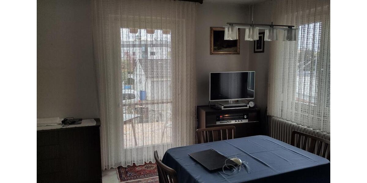 Doppelhaushälfte Böblingen - 6 Zimmer, 100 m&sup2;, 550.000&euro; | Angebot:21507627