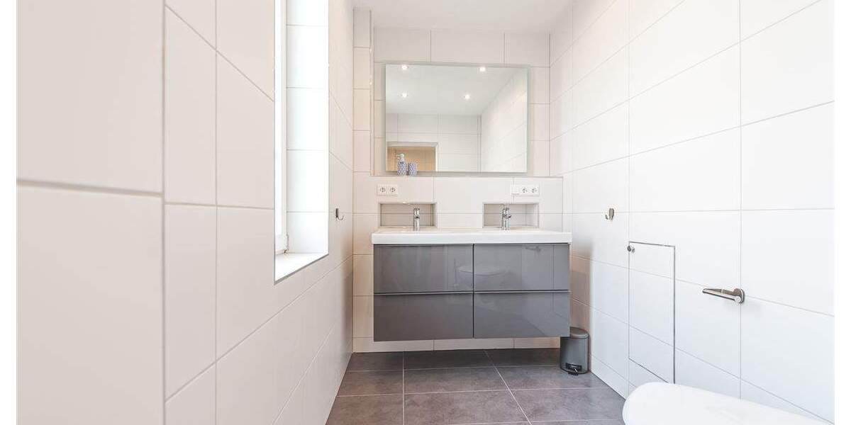 Mehrfamilienhaus, Wohnhaus Aichtal Aich - 1 Zimmer, 466 m&sup2;, 1.830.000&euro; | Angebot:25740373