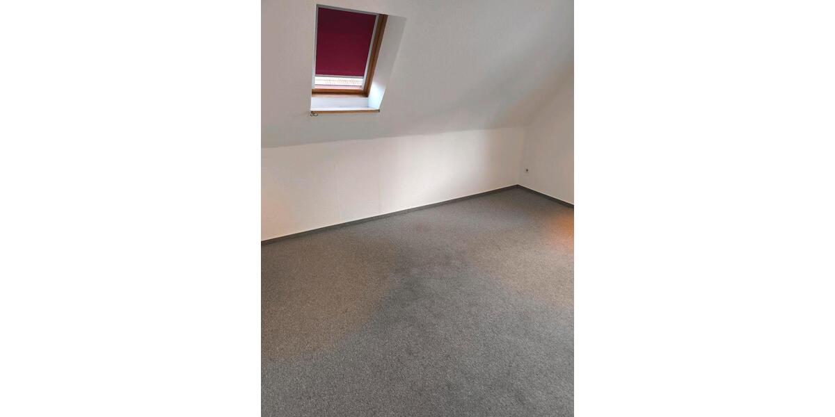 Etagenwohnung Weil der Stadt - 4 Zimmer, 140 m&sup2;, 1.900&euro; | Angebot:25057532