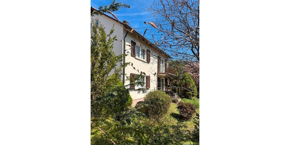 Mehrfamilienhaus, Wohnhaus Eningen unter Achalm - 8 Zimmer, 139 m&sup2;, 569.000&euro; | Angebot:26368306