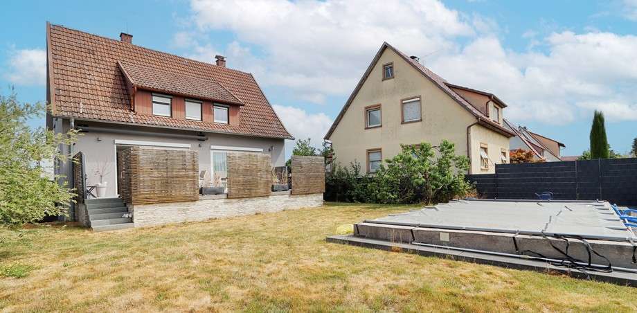 Einfamilienhaus Reutlingen Altenburg - 5 Zimmer, 127 m&sup2;, 639.000&euro; | Angebot:27178658