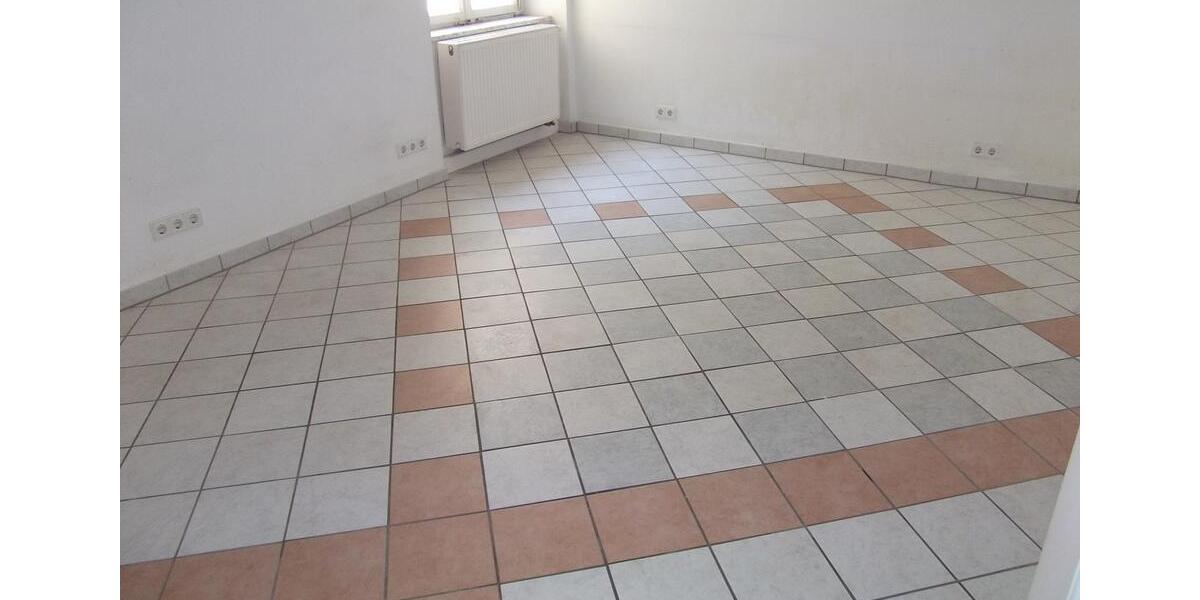 Erdgeschoßwohnung Stuttgart Stuttgart-Süd - 6 Zimmer, 103 m&sup2;, 350.000&euro; | Angebot:26050849