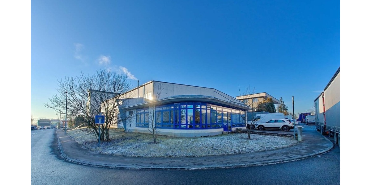 Bürofläche in Pliezhausen mit 4 Einzelbüros und 8 PKW Stellplätzen auch einzeln anmietbar - Gewerbeobjekt Pliezhausen | Angebot:24690928