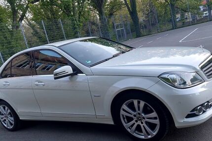 Mercedes-Benz C 180 126.000 km 11.250 &euro; Pfullingenn 72793