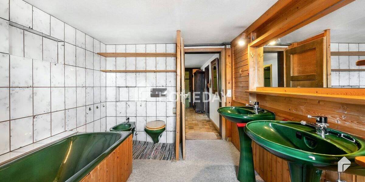 Bauernhaus, Landhaus Bempflingen - 6 Zimmer, 160 m&sup2;, 495.000&euro; | Angebot:25696135