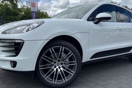 Porsche Macan 55.800 km 41.900 &euro; Tübingen 72072