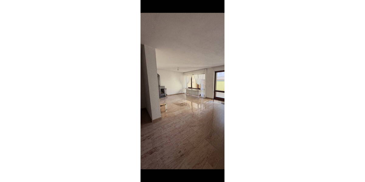 Reihenmittelhaus Renningen - 7 Zimmer, 155 m&sup2;, 630.000&euro; | Angebot:26090020