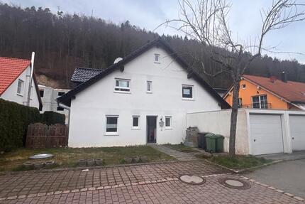 Haus Nagold - 7 Zimmer, 190 m&sup2;, 630.000&euro; | Angebot:25926663