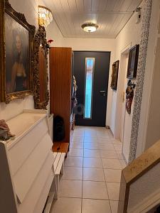 FAMILIENTRAUM MIT GARTEN, GARAGE & STELLPLATZ - Reihenmittelhaus Reutlingen Reutlingen-Betzingen | Angebot:25792972