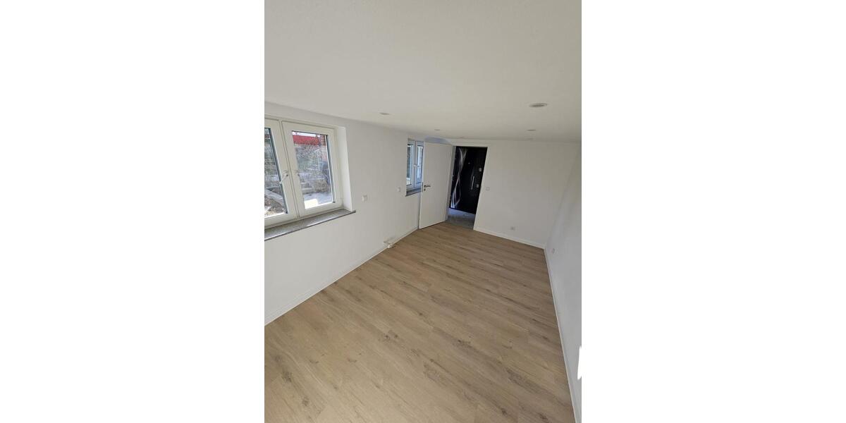 Erdgeschoßwohnung Köngen - 3 Zimmer, 74 m&sup2;, 1.150&euro; | Angebot:25273393