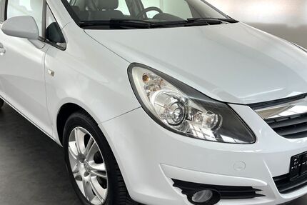 Opel Corsa 40.000 km 7.690 &euro; Metzingen 72555