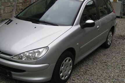 Peugeot 206 215.000 km 1.850 &euro; herrenberg 71083