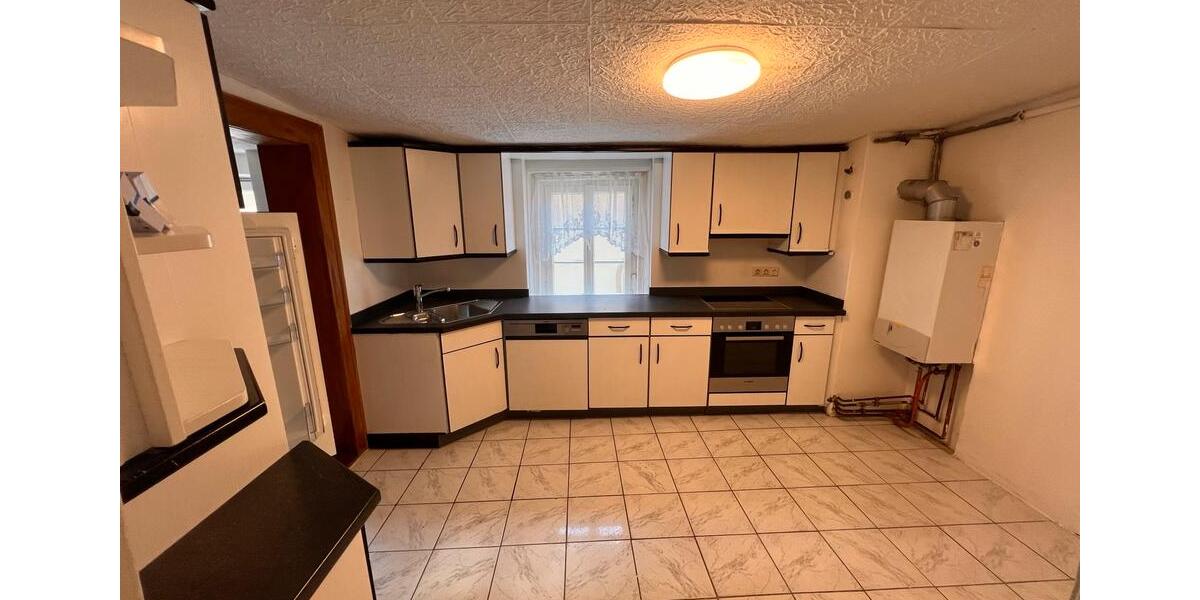 Etagenwohnung Hechingen - 5 Zimmer, 105 m&sup2;, 600&euro; | Angebot:26463438