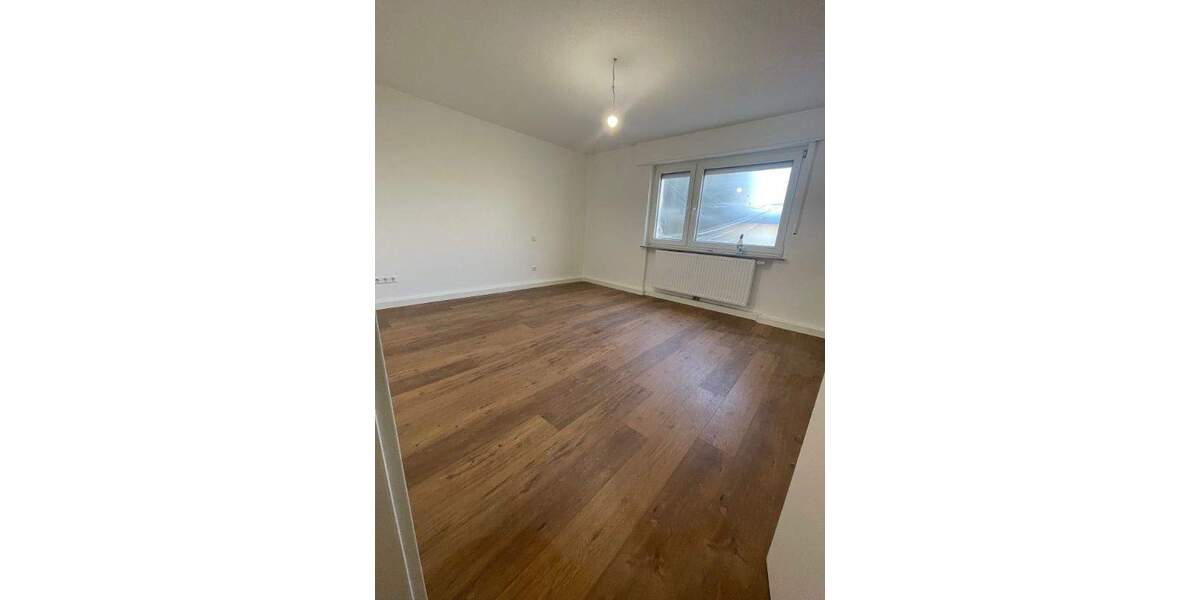 Etagenwohnung Sindelfingen Mitte - 3 Zimmer, 72 m&sup2;, 1.080&euro; | Angebot:25683170