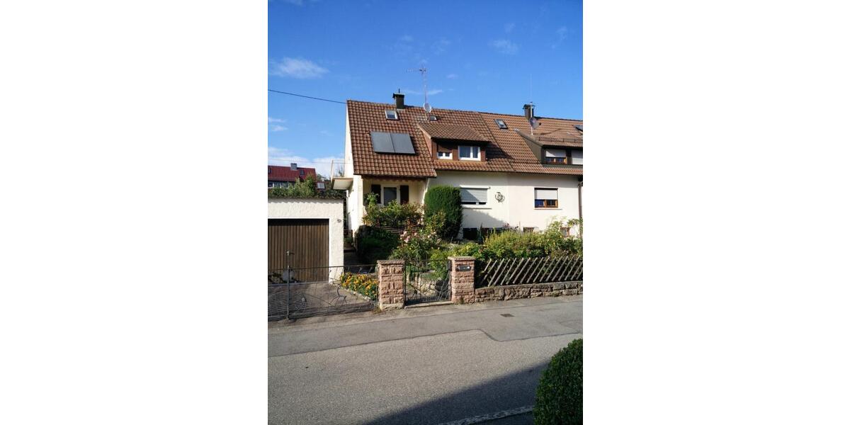 Doppelhaushälfte Böblingen - 6 Zimmer, 100 m&sup2;, 550.000&euro; | Angebot:21507627