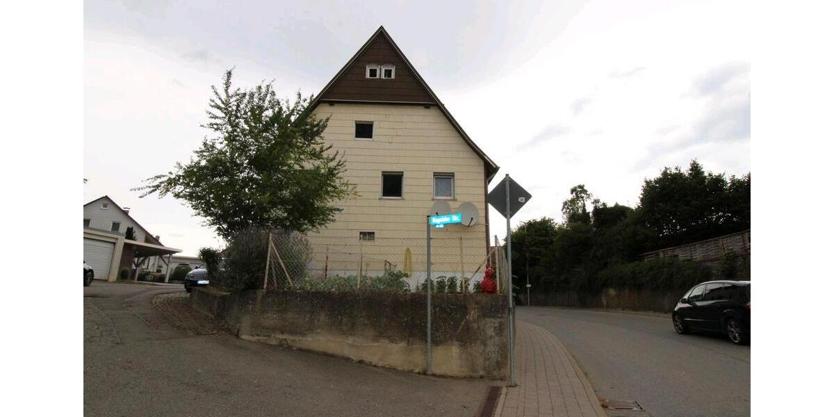 Mehrfamilienhaus, Wohnhaus Jettingen - 9 Zimmer, 200 m&sup2;, 530.000&euro; | Angebot:25871077