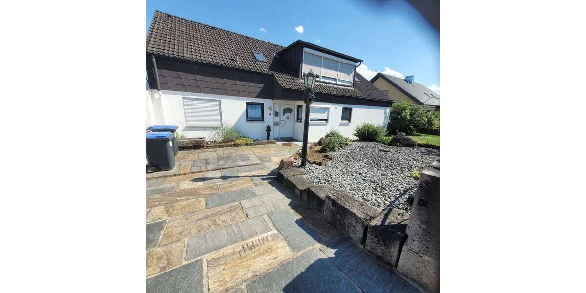 Etagenwohnung Mössingen - 3 Zimmer, 85 m&sup2;, 274.000&euro; | Angebot:26975852