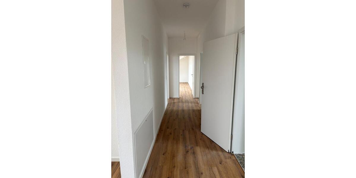 Etagenwohnung Mössingen - 4 Zimmer, 126 m&sup2;, 1.550&euro; | Angebot:26431361