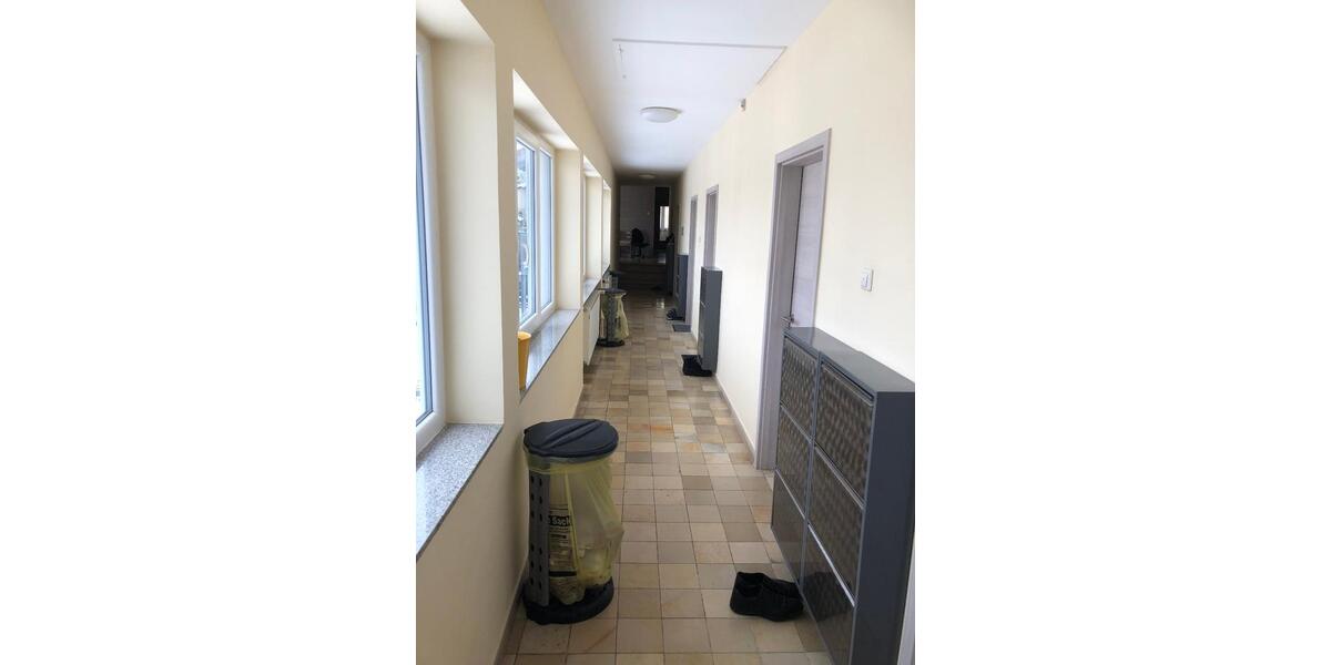 Einfamilienhaus Reutlingen - 11 Zimmer, 310 m&sup2;, 999.999&euro; | Angebot:27186098