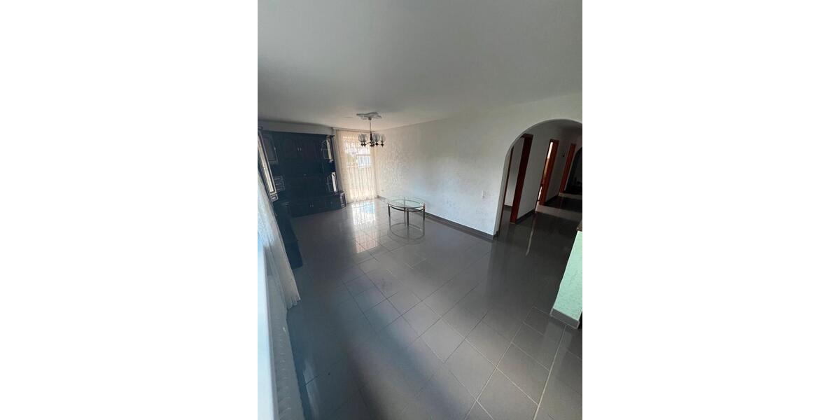 Etagenwohnung Pfullingen - 4 Zimmer, 100 m&sup2;, 329.000&euro; | Angebot:26517363