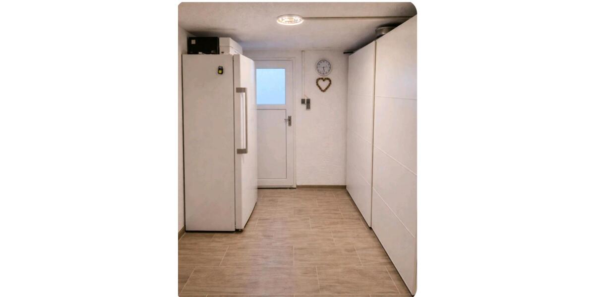 Reihenhaus Reutlingen Sondelfingen - 4 Zimmer, 98 m&sup2;, 370.000&euro; | Angebot:27153398