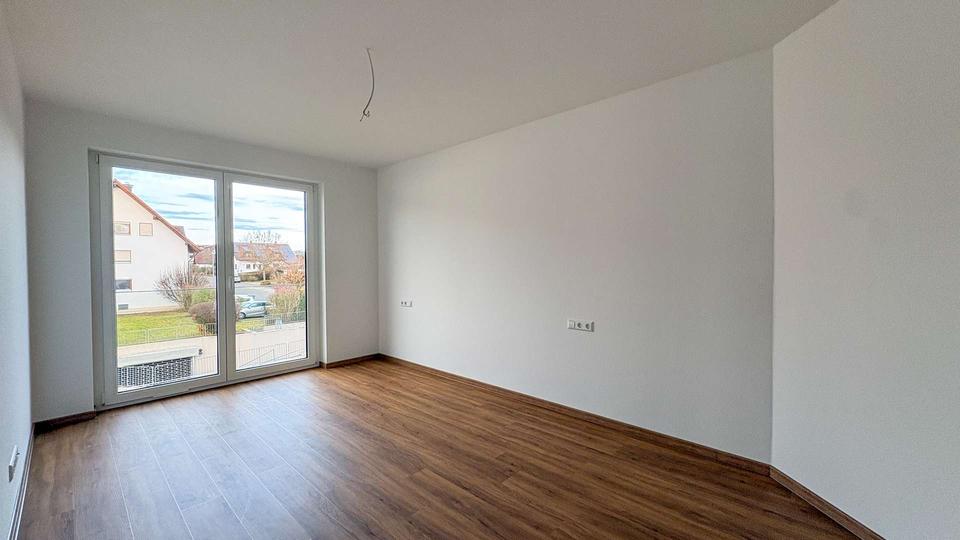 Dachgeschoßwohnung Eutingen im Gäu - 4 Zimmer, 112 m&sup2;, 1.489&euro; | Angebot:24259155