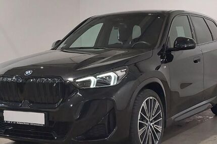 BMW iX1 19.000 km 41.700 &euro; Mössingen 72116