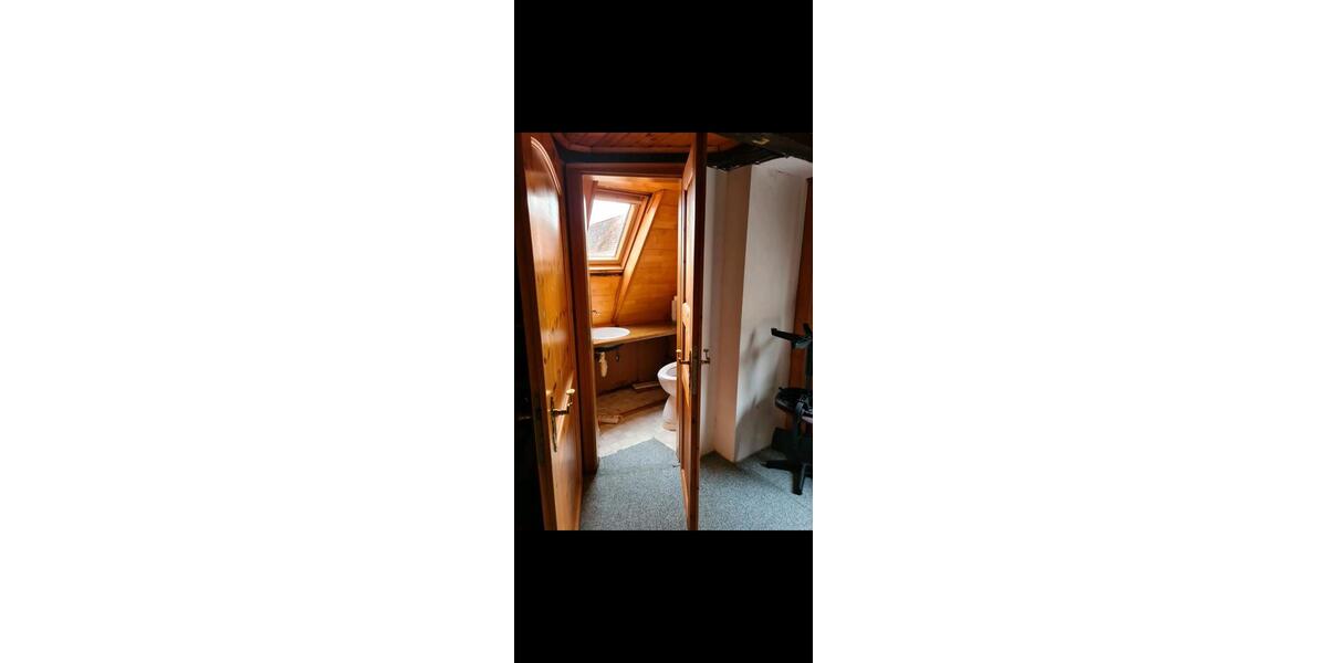Doppelhaushälfte Rottenburg am Neckar - 6 Zimmer, 160 m&sup2;, 298.000&euro; | Angebot:26548979