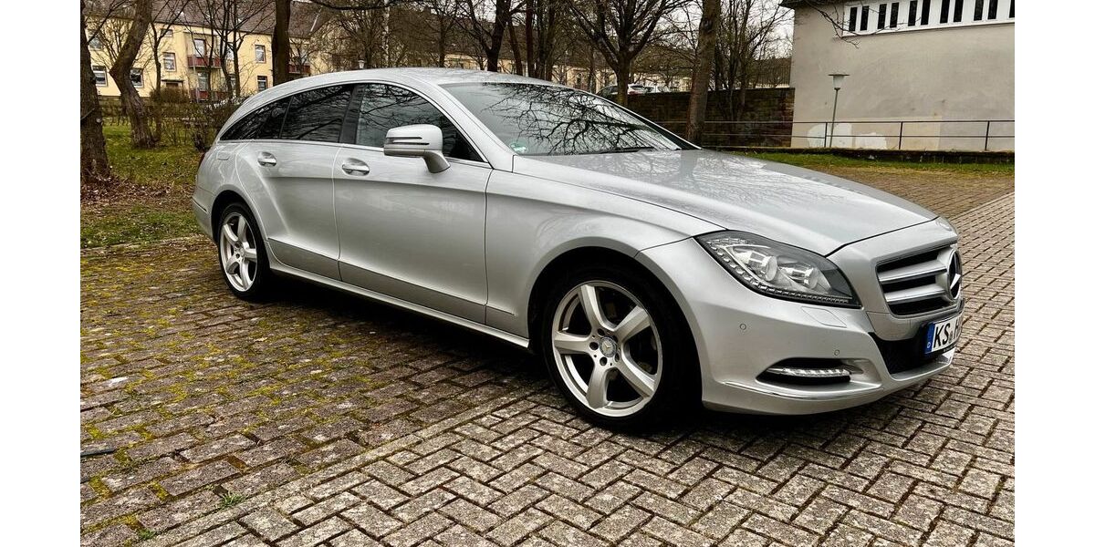 Mercedes-Benz CLS 350 Shooting Brake 164.000 km 12.450 &euro; Stuttgart 70191