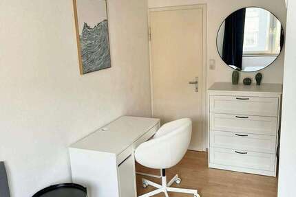 Zimmer Stuttgart Stuttgart-Mitte - 699&euro; | Angebot:27484003