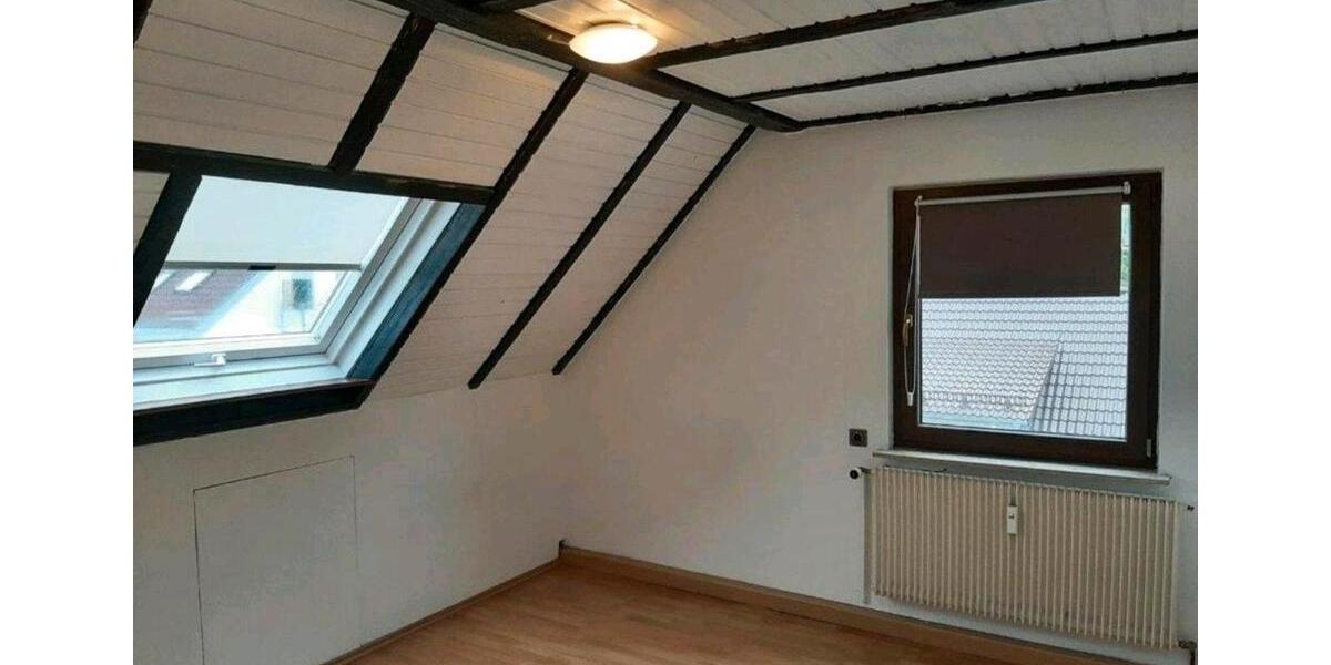 Dachgeschoßwohnung Reutlingen Reutlingen (Kernstadt) - 5 Zimmer, 65 m&sup2;, 223.000&euro; | Angebot:27198574