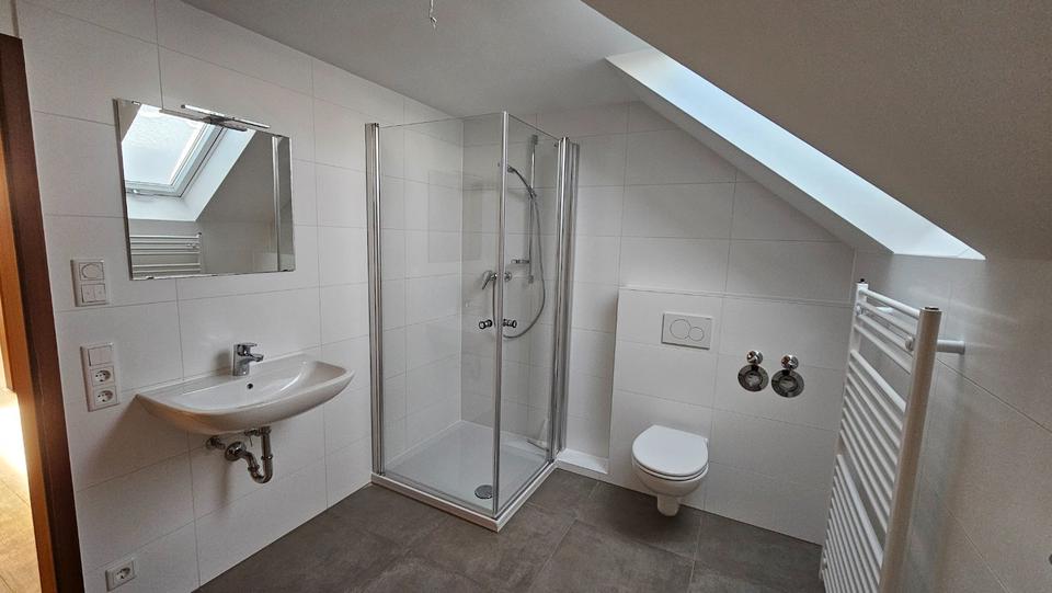 Etagenwohnung Stuttgart Birkach - 4 Zimmer, 123 m&sup2;, 1.600&euro; | Angebot:24840678