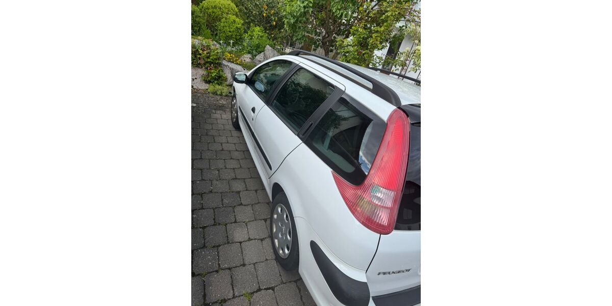 Peugeot 206 121.721 km 2.250 &euro; Herrenberg 71083