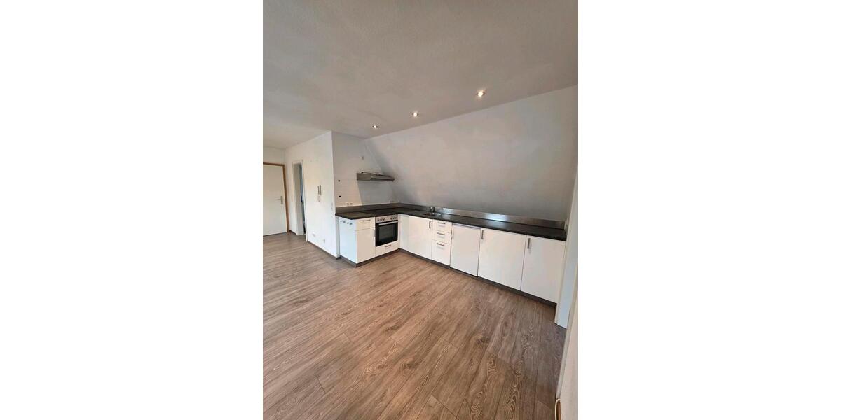 Etagenwohnung Rottenburg am Neckar - 2 Zimmer, 45 m&sup2;, 625&euro; | Angebot:25612136