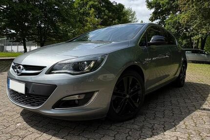 Opel Astra 156.000 km 5.300 &euro; Stuttgart 70439