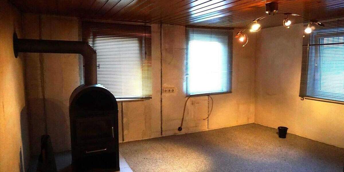 Einfamilienhaus Horb am Neckar Horb - 9 Zimmer, 180 m&sup2;, 149.000&euro; | Angebot:25746400