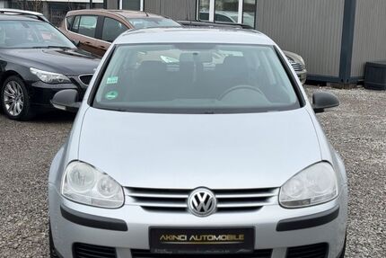 VW Golf 125.000 km 3.990 &euro; Gäufelden 71126