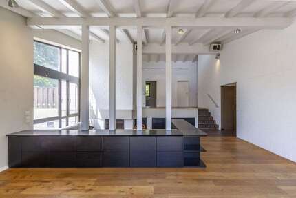Haus Großbettlingen - 5 Zimmer, 194 m&sup2;, 1.950&euro; | Angebot:26971540