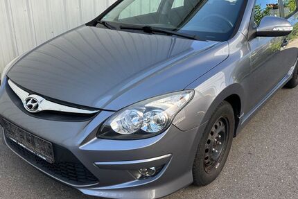 Hyundai i30 140.000 km 3.490 &euro; Böblingen 71034