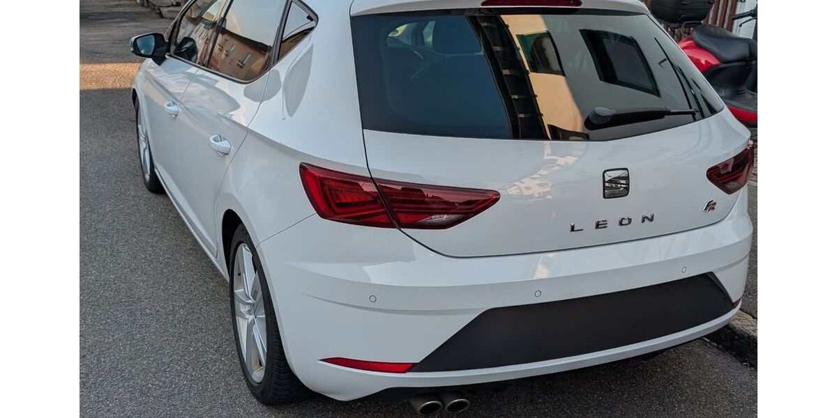 Seat Leon 72.752 km 17.700 &euro; Wannweil 72827